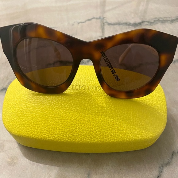 Emilio Pucci Sunglasses, New - Picture 3 of 6